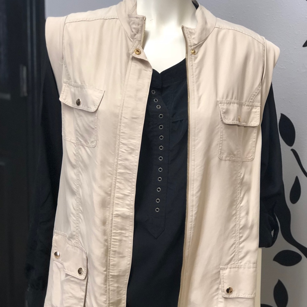 CHAUS New York vest